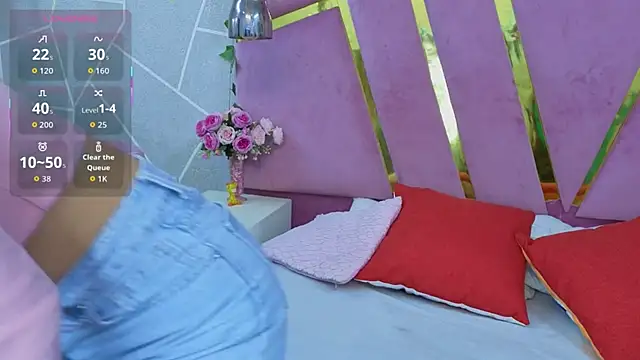 EmmyCortez online show from 11/08/25, 11:43