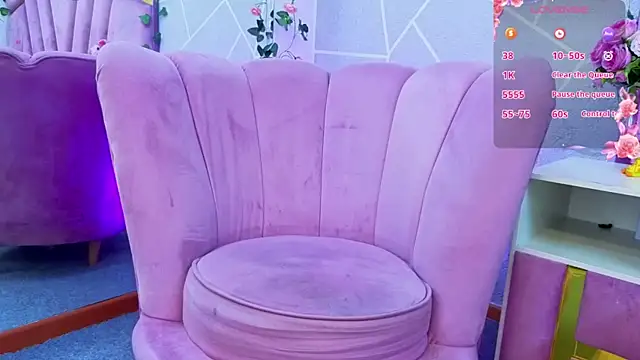 EmmyCortez online show from 11/15/25, 11:51