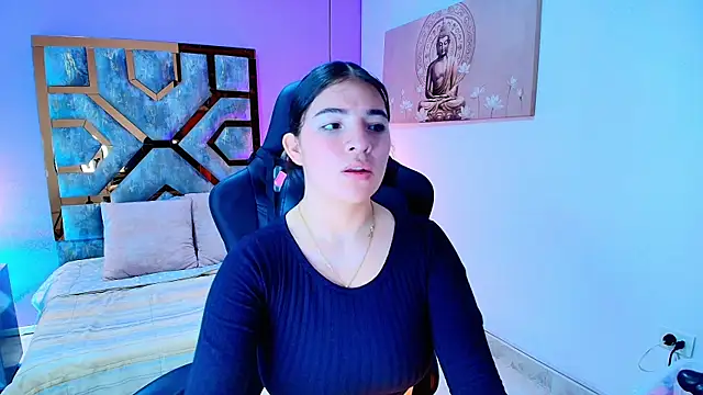 Zamira Taylor online show from 11/04/25, 07:35