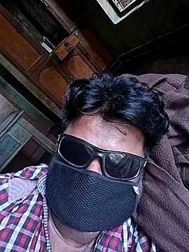 samdavid162 online show from 02/23/25, 04:07