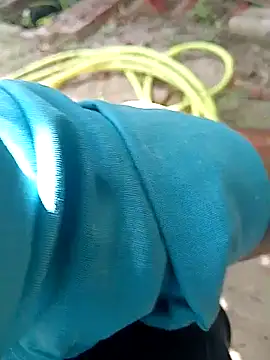 bairobunde online show from 04/13/26, 08:31