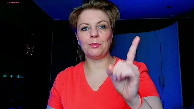 VeronikawGold online show from 05/08/26, 10:37
