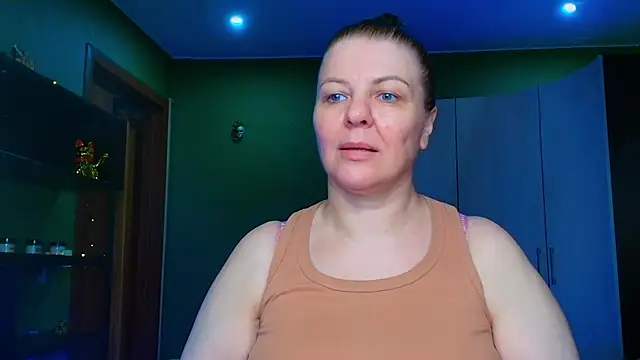 VeronikawGold online show from 05/18/26, 12:00