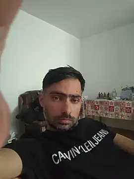 Snapshot of andreiiiii2025 chatting on 05/25/26, 12:55 andreiiiii2025 online show from 05/25/26, 12:55