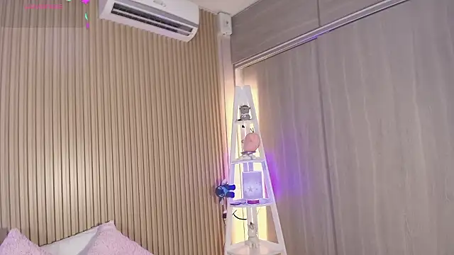 emily sweett24 online show from 03/21/26, 12:21