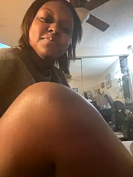 Snapshot of BubblyBabyy chatting on 11/16/25, 07:14 BubblyBabyy online show from 11/16/25, 07:14