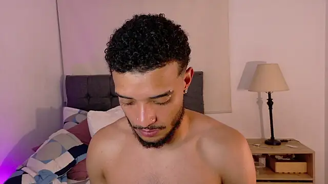 eross chipre  online show from 04/10/26, 03:01