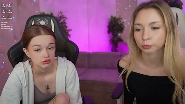 Snapshot of Elza_Dream chatting on 03/13/25, 02:44 Elza Dream online show from 03/13/25, 02:44