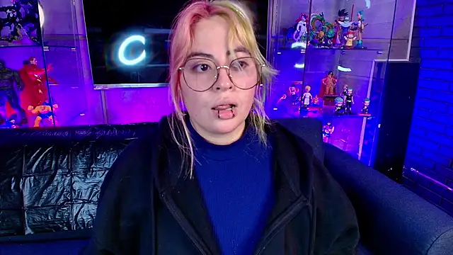 Snapshot of missa_motato chatting on 02/23/26, 11:18 missa motato online show from 02/23/26, 11:18