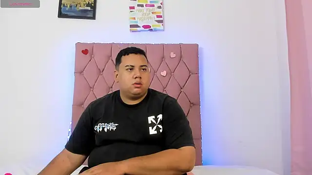 MICHAEL AND SHARON online show from 11/24/25, 04:23