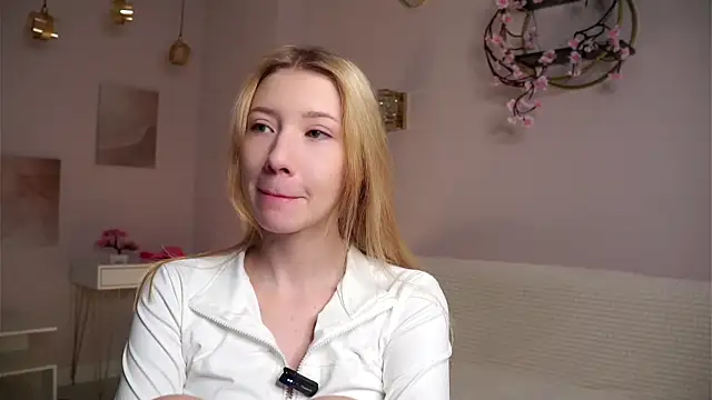 SunnivaCovil online show from 03/14/26, 02:33