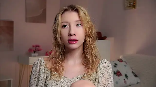 SunnivaCovil online show from 04/02/26, 02:47