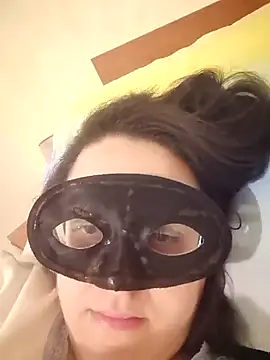 Snapshot of Dolcecurvy chatting on 03/13/25, 09:37 Dolcecurvy online show from 03/13/25, 09:37