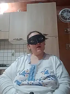 Snapshot of Dolcecurvy chatting on 03/14/25, 11:22 Dolcecurvy online show from 03/14/25, 11:22