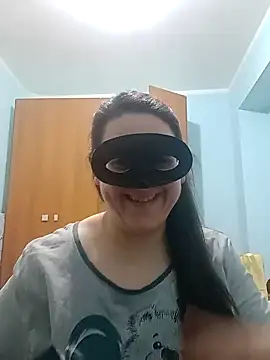 Snapshot of Dolcecurvy chatting on 03/18/25, 09:32 Dolcecurvy online show from 03/18/25, 09:32