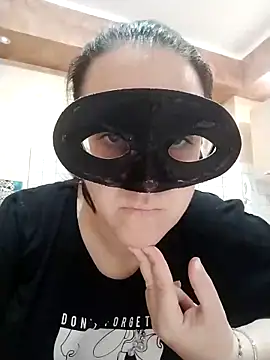 Snapshot of Dolcecurvy chatting on 09/17/25, 09:22 Dolcecurvy online show from 09/17/25, 09:22