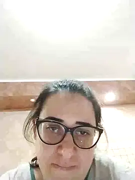 Snapshot of Dolcecurvy chatting on 11/13/25, 10:30 Dolcecurvy online show from 11/13/25, 10:30