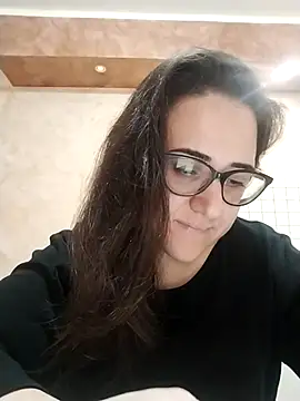 Snapshot of Dolcecurvy chatting on 11/20/25, 09:09 Dolcecurvy online show from 11/20/25, 09:09