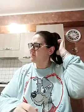 Dolcecurvy online show from 04/02/26, 09:12