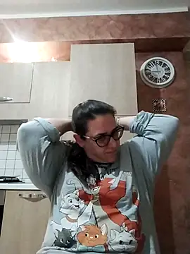 Dolcecurvy online show from 04/05/26, 09:45