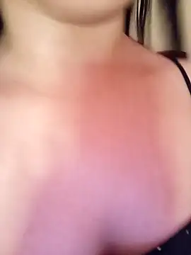 Snapshot of Barby19 chatting on 09/23/25, 02:03 Barby19 online show from 09/23/25, 02:03