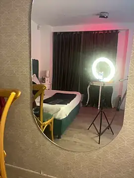 Tyla Ks online show from 03/11/25, 07:25