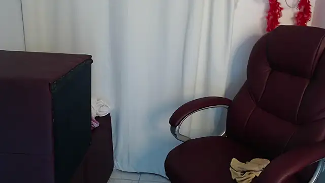 Mature 2025 online show from 02/15/26, 08:02