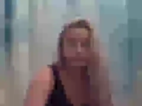 Snapshot of sexylilb17 chatting on 03/11/25, 02:54 sexylilb17 online show from 03/11/25, 02:54