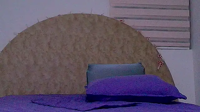 abigail fx online show from 12/23/25, 03:04