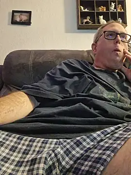 Smallone327 online show from 04/13/26, 03:45