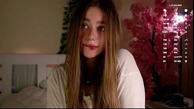 EmilaMills online show from 05/24/26, 12:15