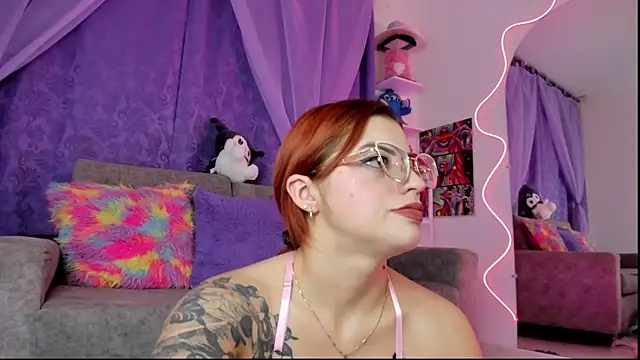 MelaniJhonson online show from 06/24/26, 04:22