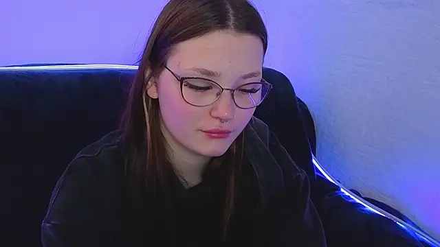 Snapshot of milliedoll chatting on 10/02/25, 03:13 milliedoll online show from 10/02/25, 03:13