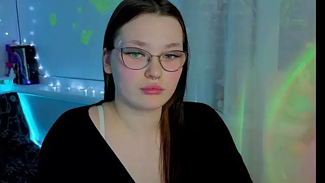 Snapshot of milliedoll chatting on 10/09/25, 10:13 milliedoll online show from 10/09/25, 10:13