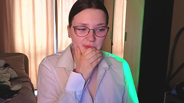 milliedoll online show from 04/19/26, 06:46