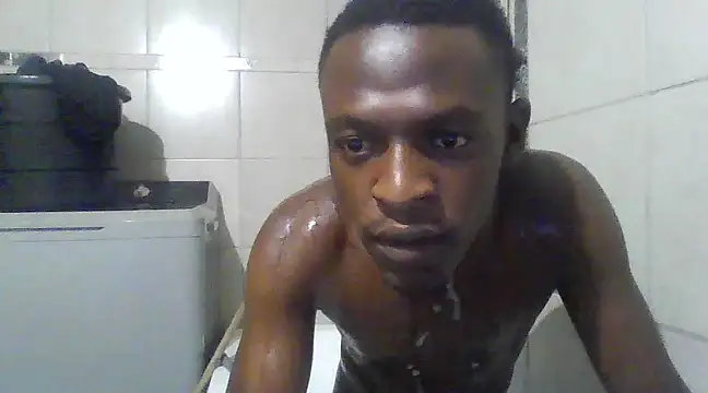 Snapshot of Justusual444 chatting on 03/06/25, 09:20 Justusual444 online show from 03/06/25, 09:20