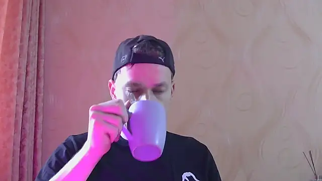 frama666 online show from 11/25/25, 12:49