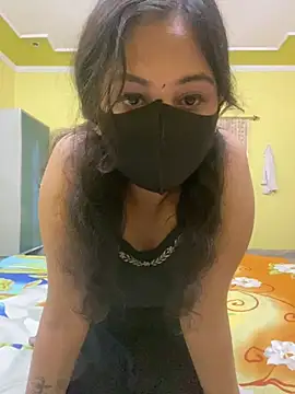 Snapshot of Mahi-Rahul chatting on 03/04/25, 07:41 Mahi-Rahul online show from 03/04/25, 07:41