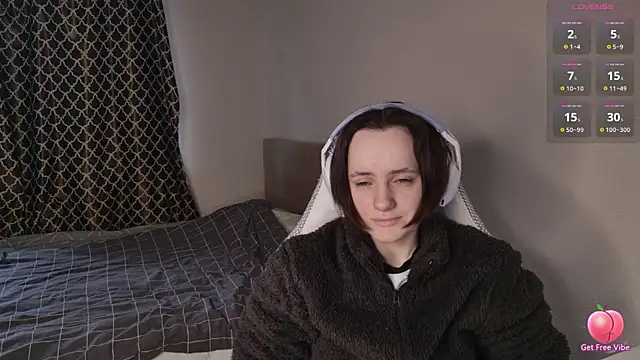 Luna Loveee online show from 04/02/26, 04:43