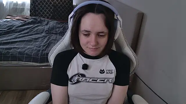 Luna Loveee online show from 07/20/26, 06:17