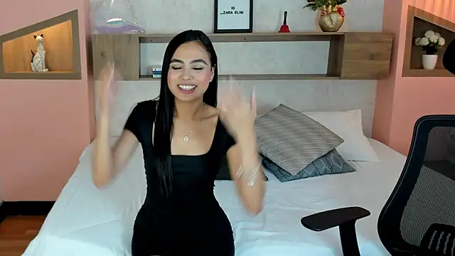 Lucia Brown  online show from 02/28/25, 12:31