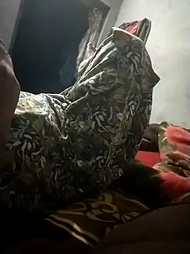 Snapshot of sharnjit299 chatting on 11/14/25, 04:28 sharnjit299 online show from 11/14/25, 04:28