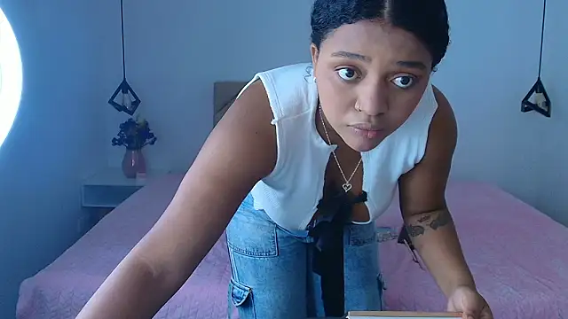 Natasha rose   online show from 02/11/26, 07:52