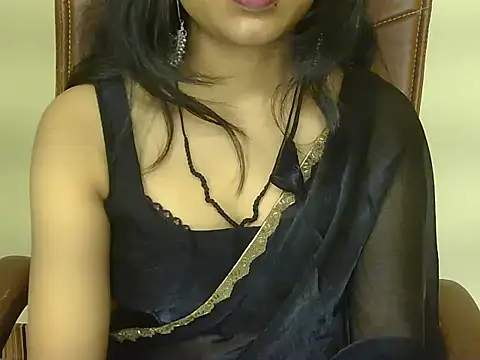 Snapshot of Cute_Pihu01 chatting on 10/27/25, 05:17 Cute Pihu01 online show from 10/27/25, 05:17