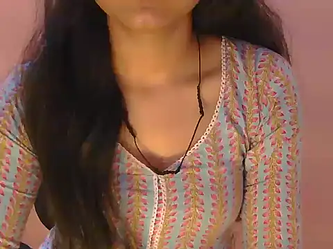 Snapshot of Cute_Pihu01 chatting on 02/05/26, 11:09 Cute Pihu01 online show from 02/05/26, 11:09