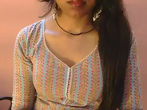 Snapshot of Cute_Pihu01 chatting on 02/25/26, 06:06 Cute Pihu01 online show from 02/25/26, 06:06
