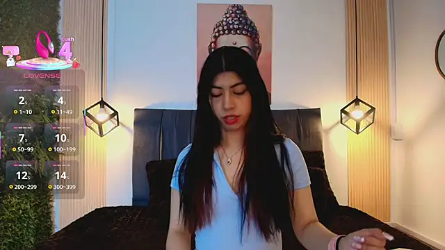 Cassie bloom online show from 12/03/25, 08:51