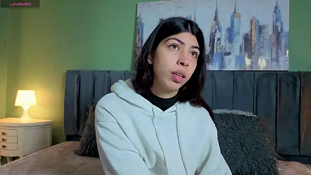 Cassie bloom online show from 03/31/26, 04:24