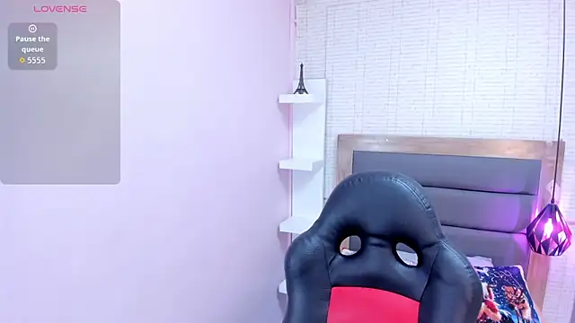 MEGANZARICK online show from 12/22/25, 10:40