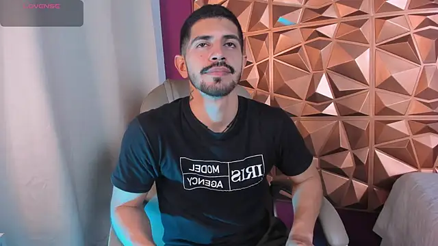 AlejandroStormm online show from 02/19/26, 08:49